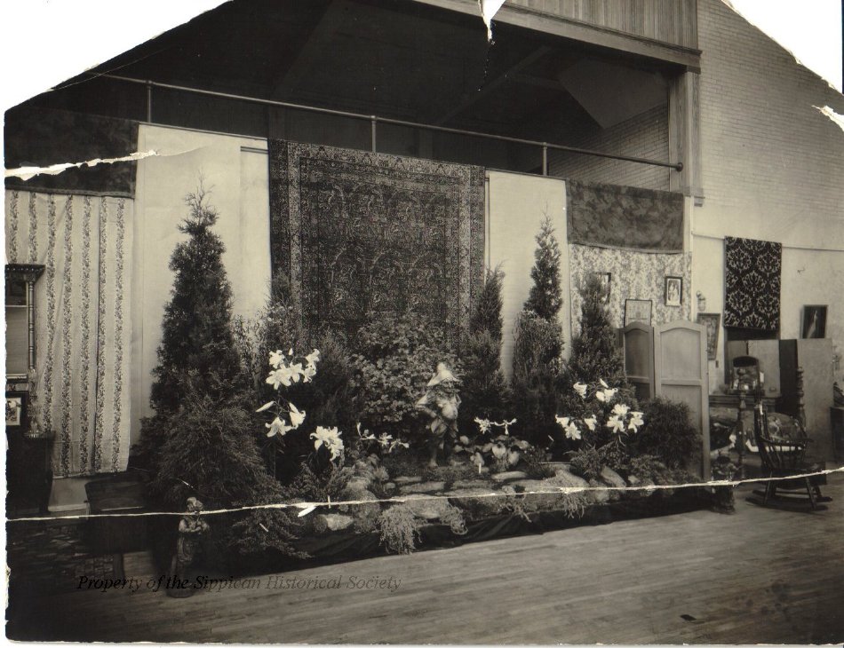 John Allanach's flower stand 1947